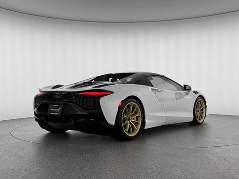 New 2026 McLaren Artura Spider image 6