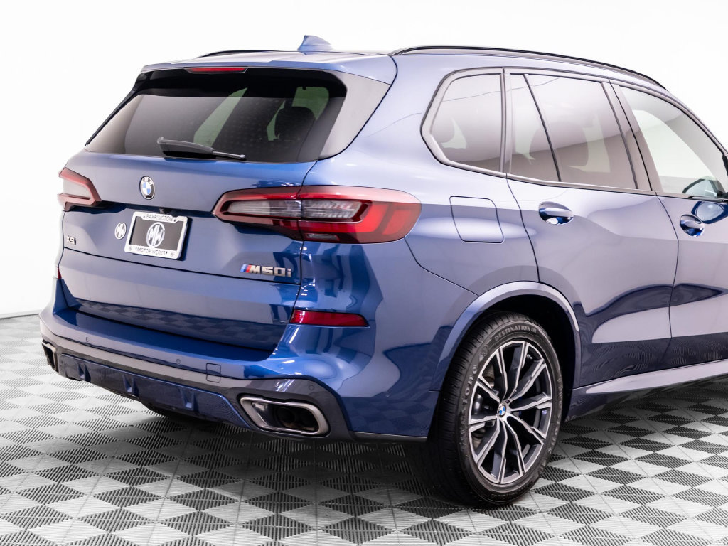 Used 2021 BMW X5 M50i w/ Executive Package AWD/4WD image 43