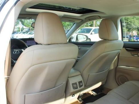 Used 2013 Lexus ES 350 w/ Luxury Pkg FWD image 33