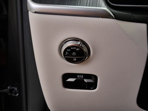 Certified 2026 Mercedes-Benz GLC 300 4MATIC image 24