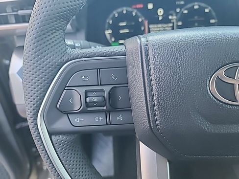 New 2026 Toyota Tacoma TRD Off-Road AWD/4WD image 31