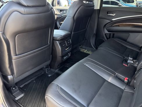Used 2019 Acura MDX FWD w/ Technology Package image 16