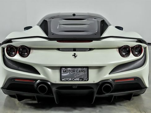 Used 2020 Ferrari F8 Tributo RWD image 7