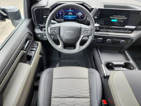 New 2026 Chevrolet Silverado 2500 ZR2 image 11