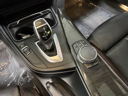 Used 2018 BMW 330i xDrive Sedan image 15