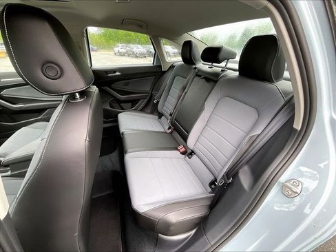 New 2026 Volkswagen Jetta SE FWD image 15