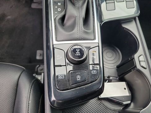 Used 2024 Kia Sportage EX AWD/4WD image 25