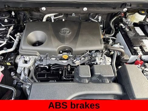 Used 2025 Toyota RAV4 LE image 28