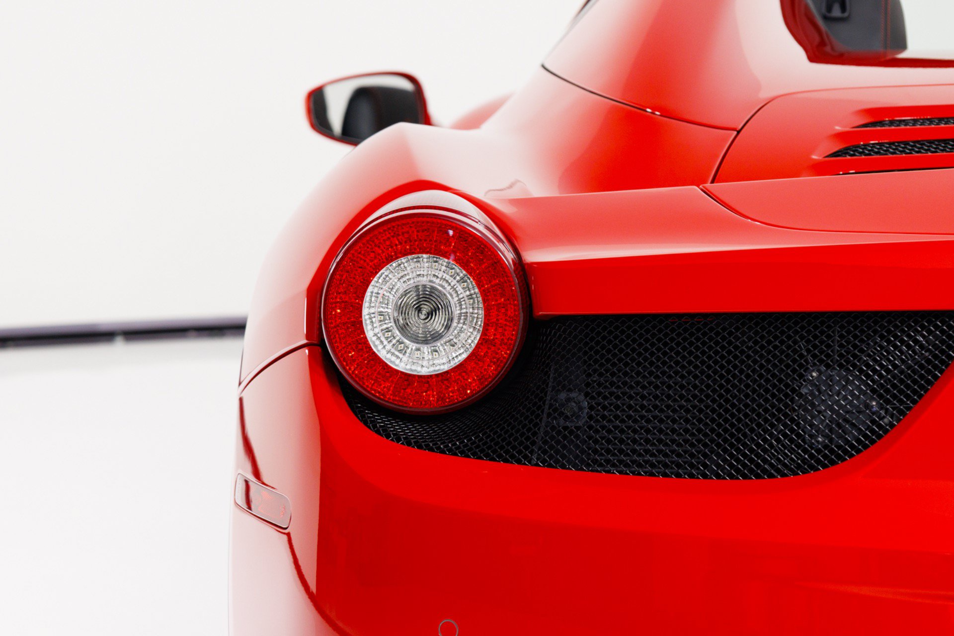 Used 2013 Ferrari 458 Spider RWD image 69