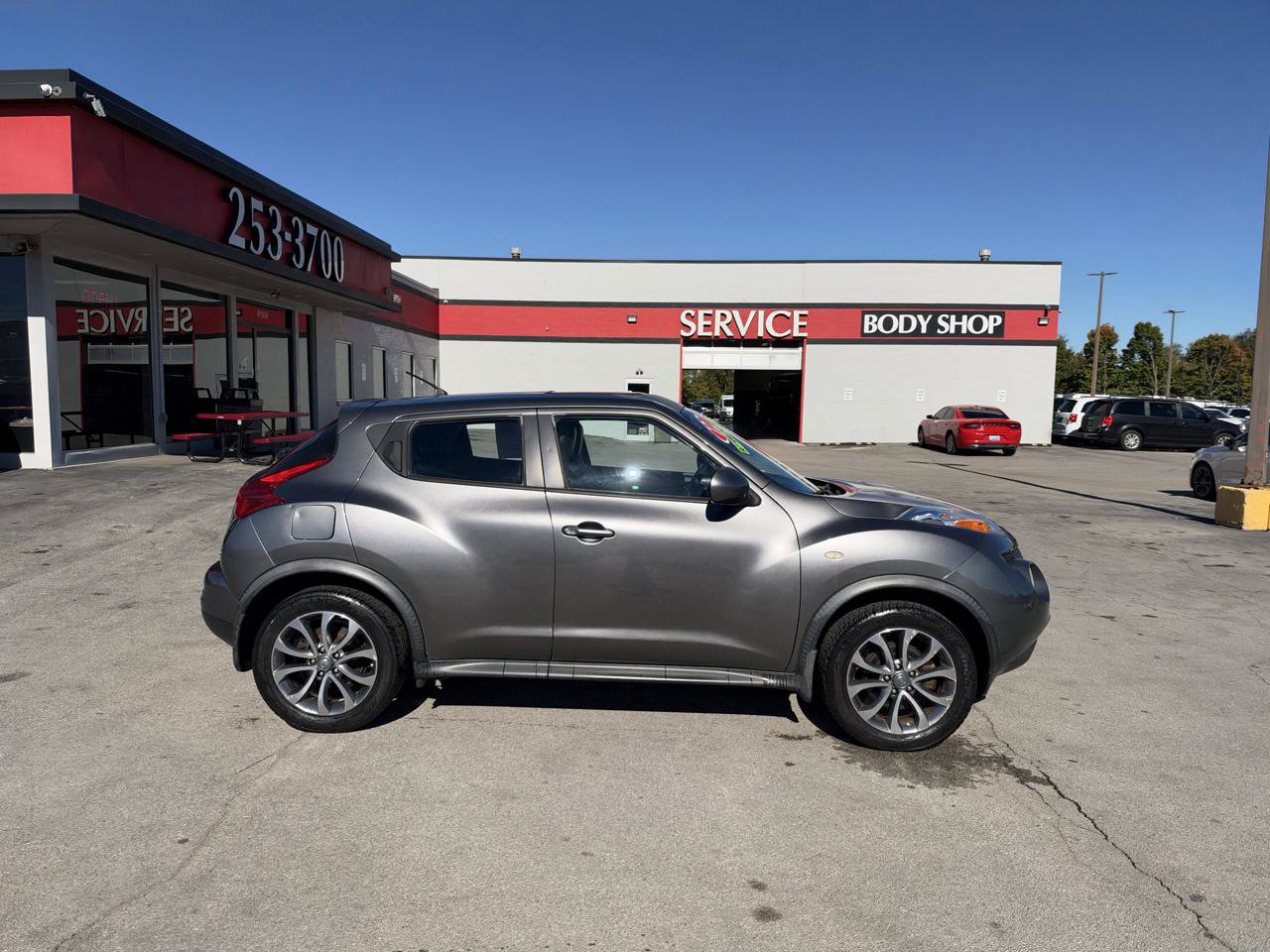 Used 2012 Nissan Juke S AWD/4WD image 2