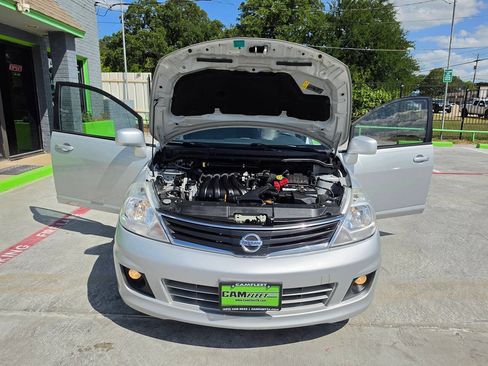 Used 2012 Nissan Versa Hatchback w/ SL Navigation Pkg FWD image 51
