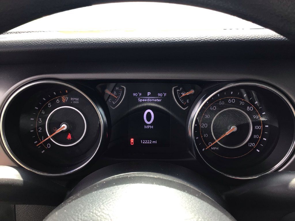 Used 2023 Jeep Gladiator Sport AWD/4WD image 16