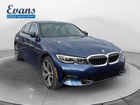 Used 2022 BMW 330i xDrive Sedan w/ Premium Package image 10