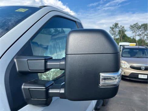 New 2025 Ford F250 XLT w/ 360-Degree Camera Package image 7