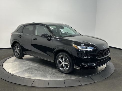 Certified 2024 Honda HR-V EX-L image 2