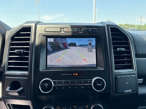 Used 2020 Ford Expedition Max Limited RWD image 21