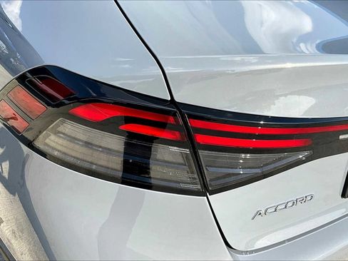 New 2025 Honda Accord SE image 14