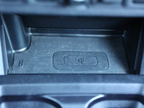 Used 2021 Toyota Tacoma TRD Off-Road w/ Technology Package image 31