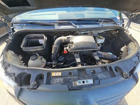 Used 2021 Mercedes-Benz Sprinter 2500 image 16