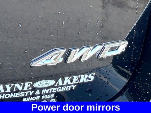 Used 2025 Ford Explorer Platinum w/ Ultimate Package image 21