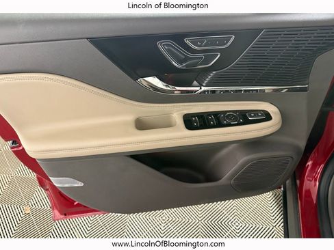 Certified 2022 Lincoln Corsair Reserve w/ Elements Package AWD/4WD image 19