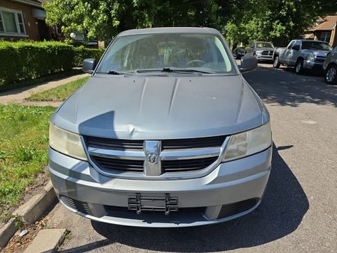 Used 2010 Dodge Journey SE FWD image 3