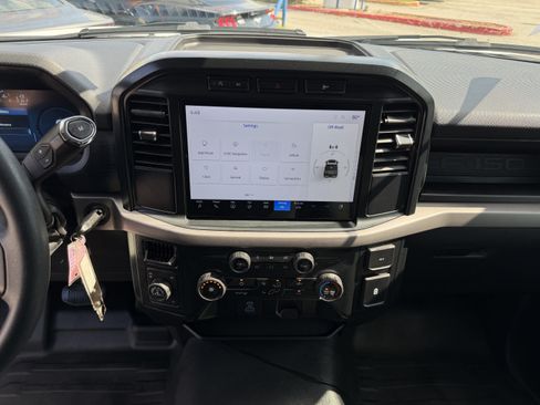 Used 2024 Ford F150 XL w/ Equipment Group 103A High AWD/4WD image 16
