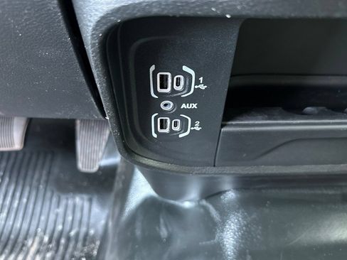 New 2026 RAM 3500 Tradesman AWD/4WD image 33