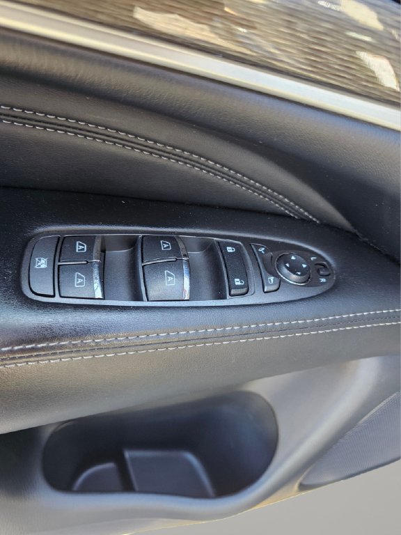 Used 2019 INFINITI QX60 Luxe w/ Essential Package AWD/4WD image 45