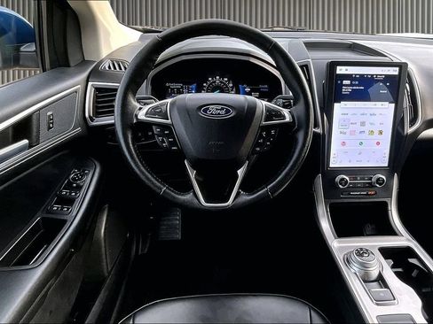 Used 2024 Ford Edge SEL AWD/4WD image 6