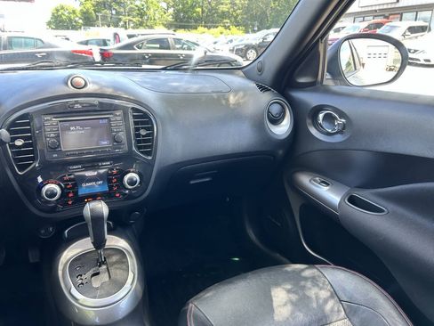 Used 2014 Nissan Juke SL AWD/4WD image 12