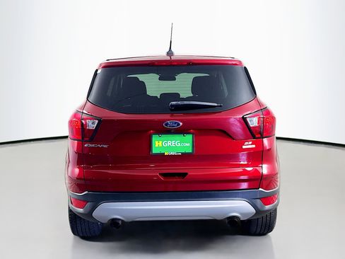 Used 2019 Ford Escape SE image 8