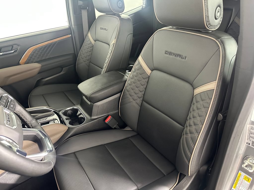 Used 2026 GMC Canyon Denali AWD/4WD image 24