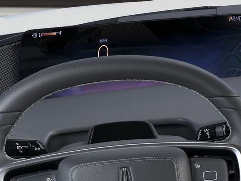New 2025 Lincoln Navigator Reserve AWD/4WD image 13