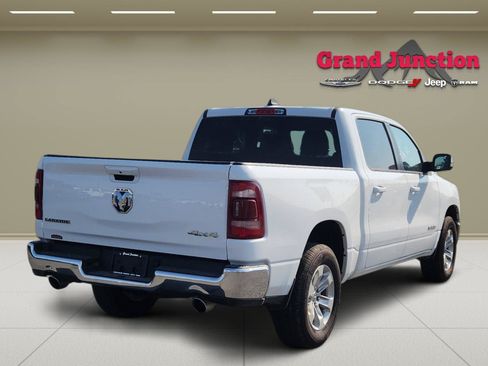 Used 2024 RAM 1500 Laramie AWD/4WD image 4