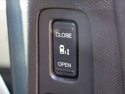 Used 2024 Honda Odyssey EX-L image 28