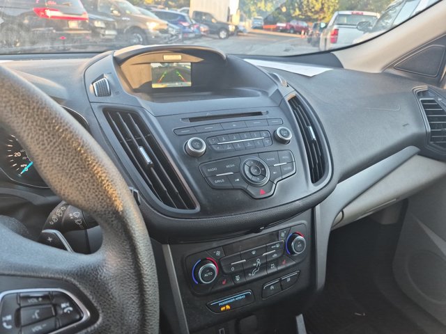 Used 2017 Ford Escape SE w/ SE Cold Weather Package AWD/4WD image 12