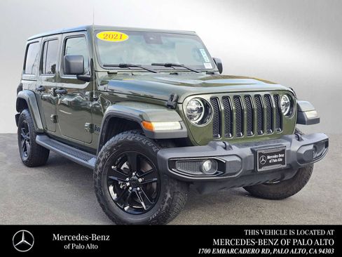 Used 2021 Jeep Wrangler Unlimited Sahara image 1