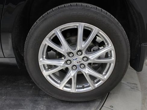 Used 2024 Buick Enclave Essence w/ Experience Buick Package AWD/4WD image 43