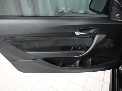 Used 2018 BMW M2 RWD image 23