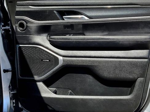 Used 2022 Jeep Wagoneer Series I image 19