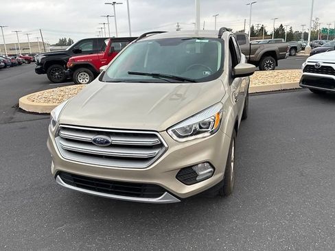 Used 2018 Ford Escape SEL AWD/4WD image 19