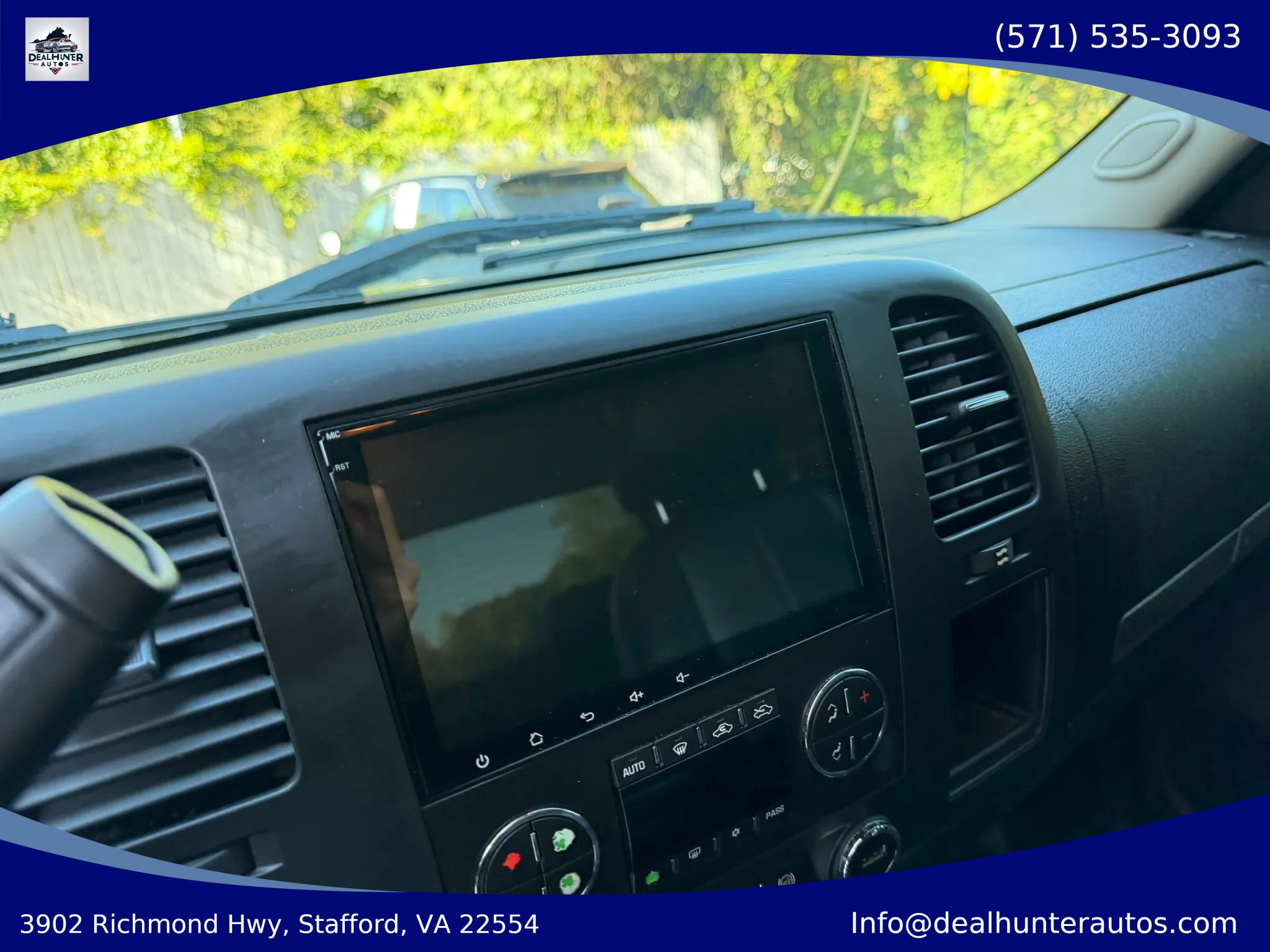 Used 2012 Chevrolet Silverado 2500 LT w/ Interior Plus Package AWD/4WD image 24