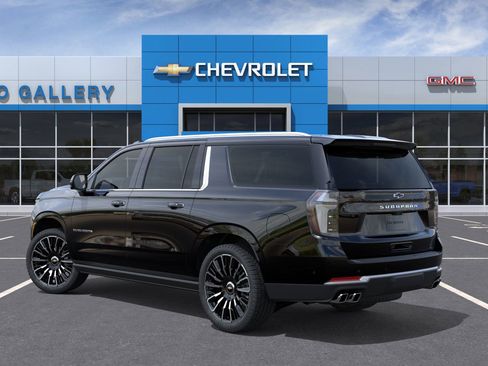 New 2026 Chevrolet Suburban High Country image 3