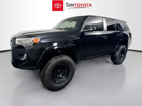 Used 2021 Toyota 4Runner SR5 image 9