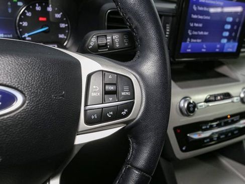 Used 2023 Ford Explorer XLT w/ Equipment Group 202A image 31