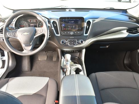 Used 2024 Chevrolet Malibu LT image 13