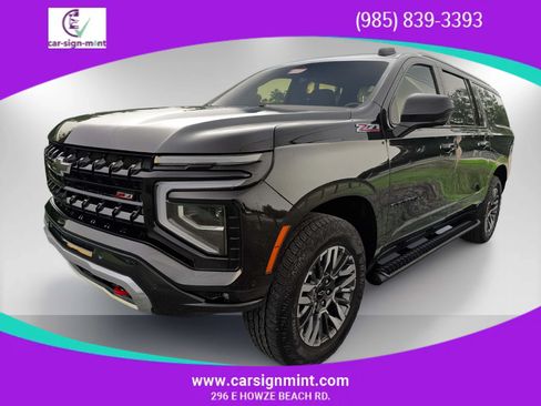 Used 2025 Chevrolet Suburban Z71 AWD/4WD image 1