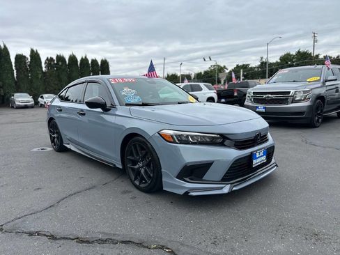 Used 2022 Honda Civic Sport image 1