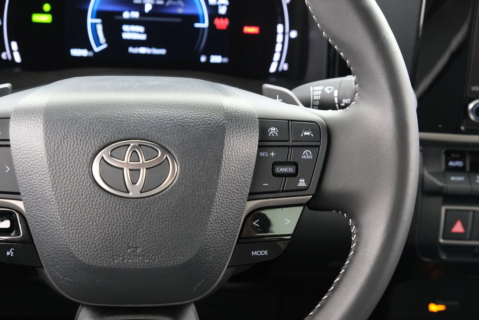 Used 2026 Toyota Camry SE w/ Convenience Package FWD image 13